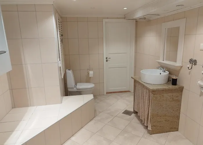 With The Garden * Hokksund